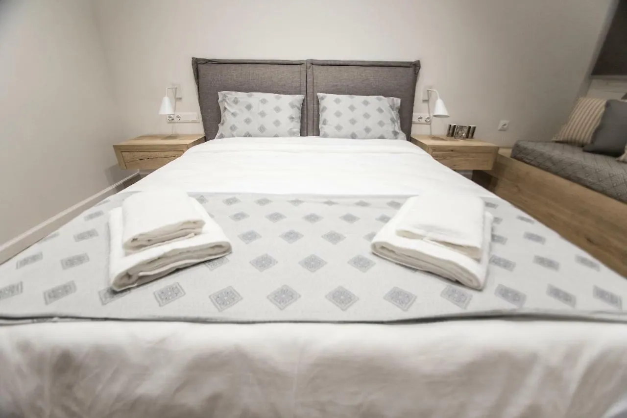 Ornament Suites, Nilie Hospitality Mgmt Thessaloniki Apartment