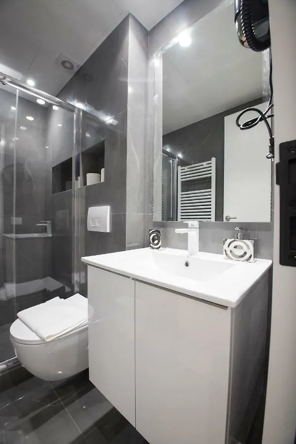 Ornament Suites, Nilie Hospitality Mgmt Thessaloniki Apartment